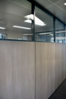 Cloison multi volume module mixtes vitre sur allege pleine a joint creux