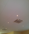 Plafond minéral à ossature cachée